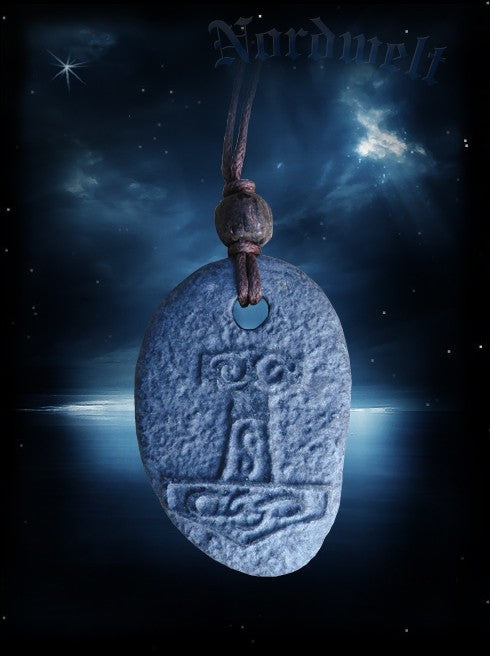 Thors-Hammer Mjölnir auf Lavastein Naturstein  Thorhammer Vulkangestein