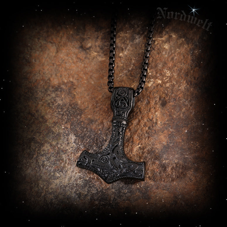 Thors-Hammer geschwärzt, schwarzer Thorhammer aus Edelstahl mit Kette. 