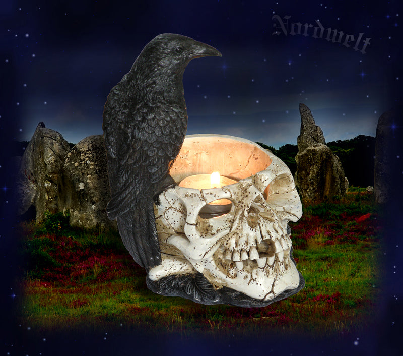 Odins Rabe Hugin  oder Munin auf Totenschädel Teelichthalter Polyresin