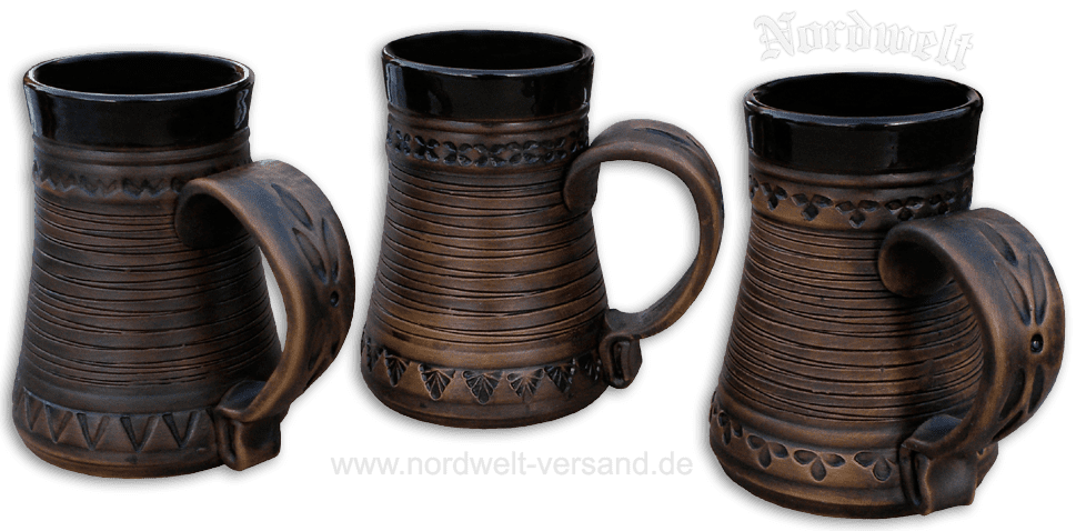Bierkrug, mittelalterlicher Bierhumpen, Metbecher aus Keramik